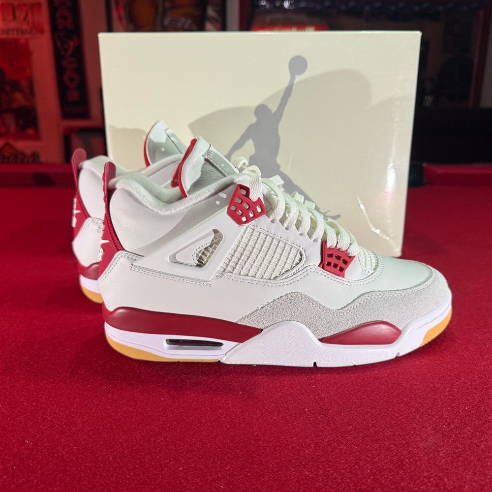 Jordan 4 sb Red